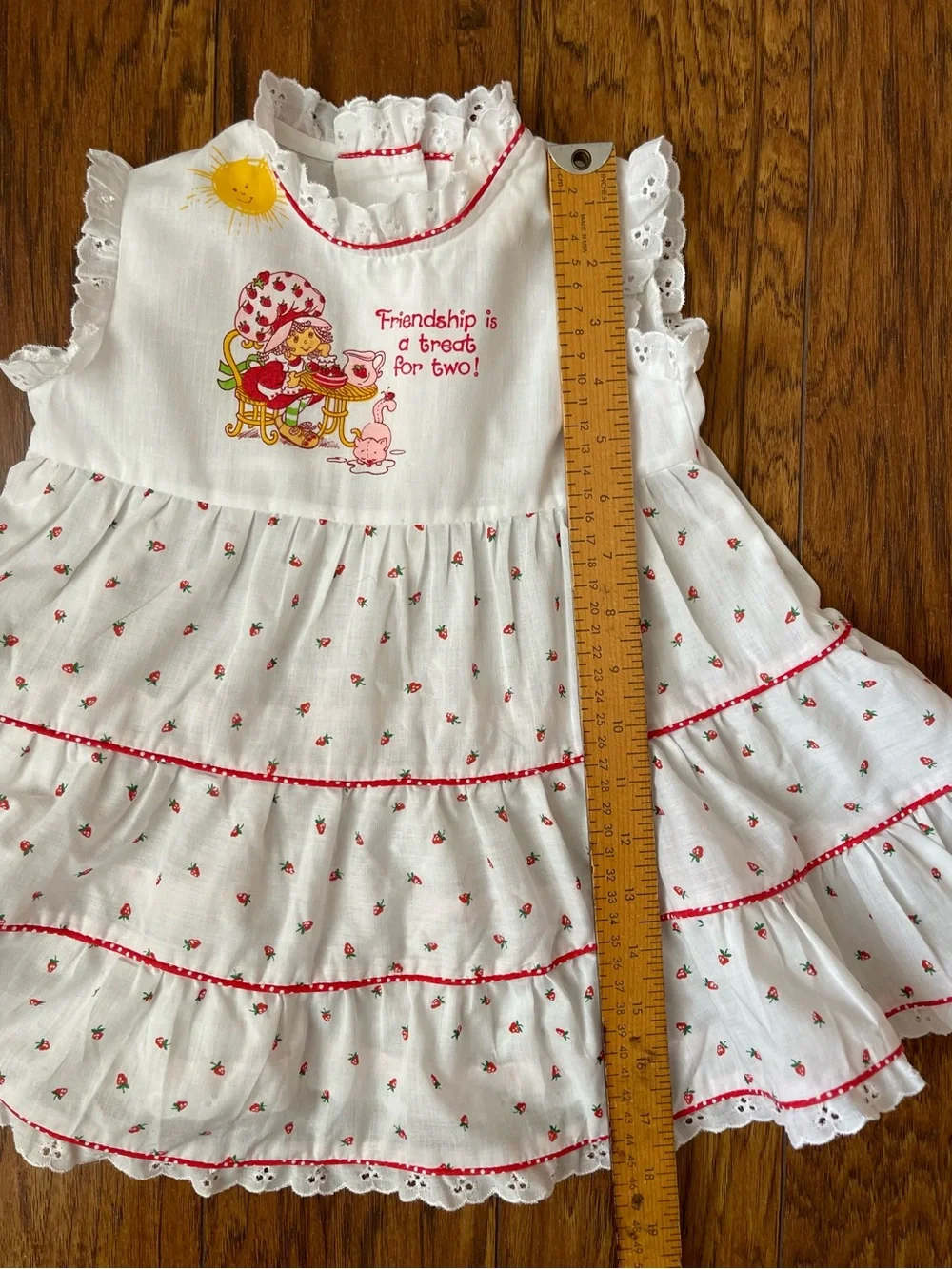 Vintage 1980s Strawberry Shortcake Dress Size 4 ILGWU Union Made USA Rare Excell